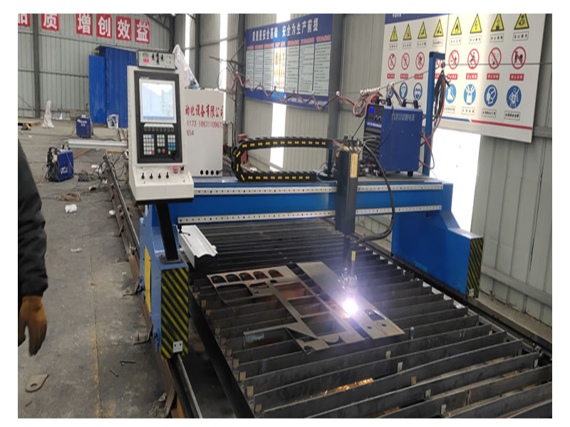 數(shù)控火焰切割機在切割時會出現(xiàn)哪些加工缺陷？