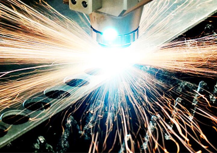 激光切割機售價問題:應該選擇便宜的還是貴的? 激光切割機售價問題:應該選擇便宜的還是貴的?