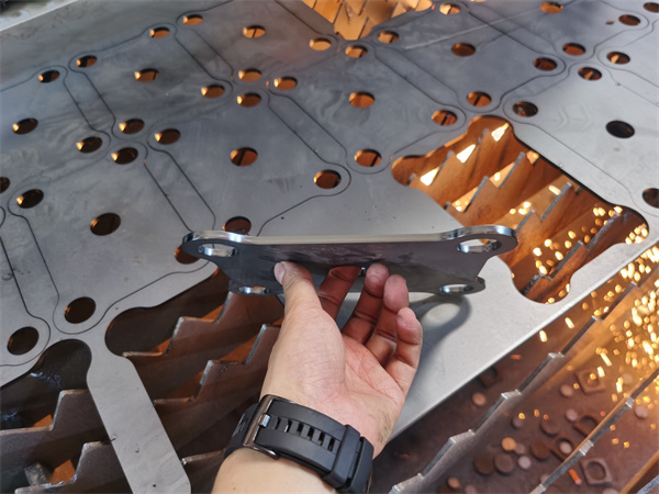 冷軋鋼板激光切割機 冷軋鋼板激光切割機